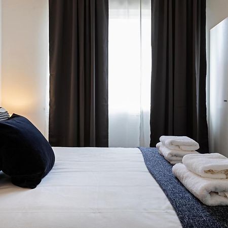 Modern 1-Bedroom Apartment, Beach 5-Min Walk, Free Parking 웨이머스만 외부 사진